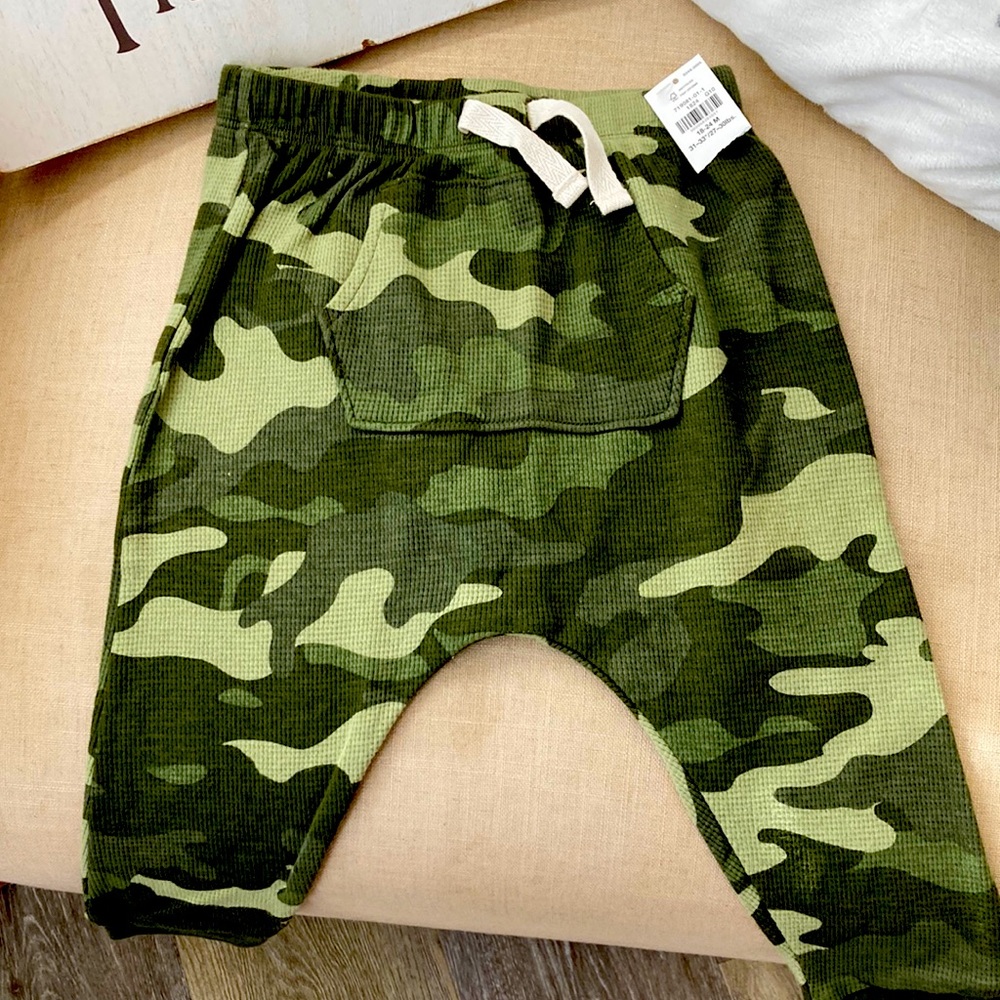 Brand new 18-24 m pants